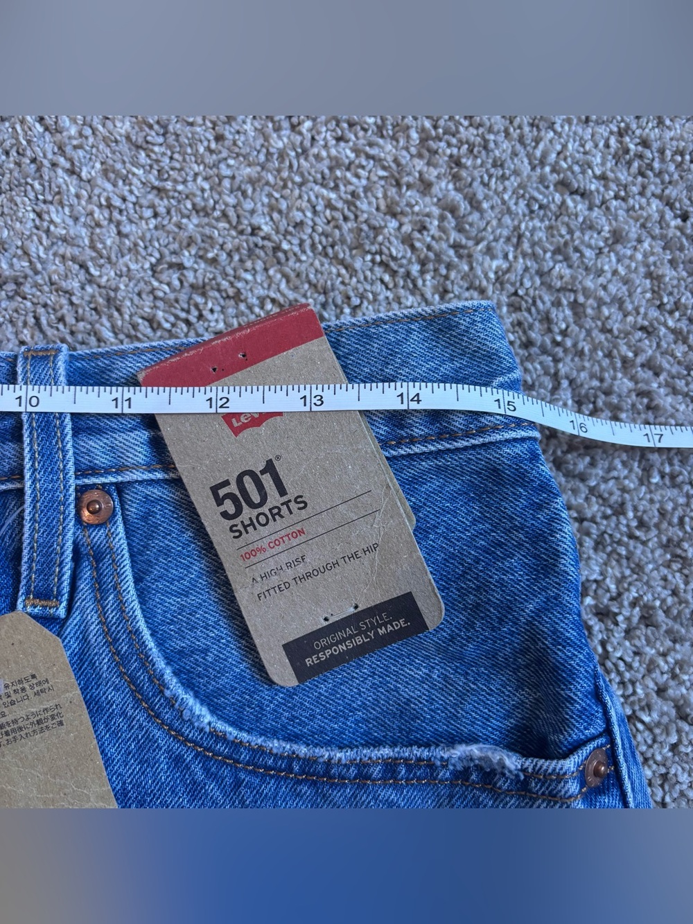 Levi’s Premium 501 Original Shorts High Rise Distressed Size 30 New with Tags - Picture 7 of 7